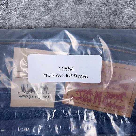 Levi's Jeans Womens 29x30 Blue Middy Straight Leg Cotton Casual Denim Pants‎ NEW - Picture 16 of 16